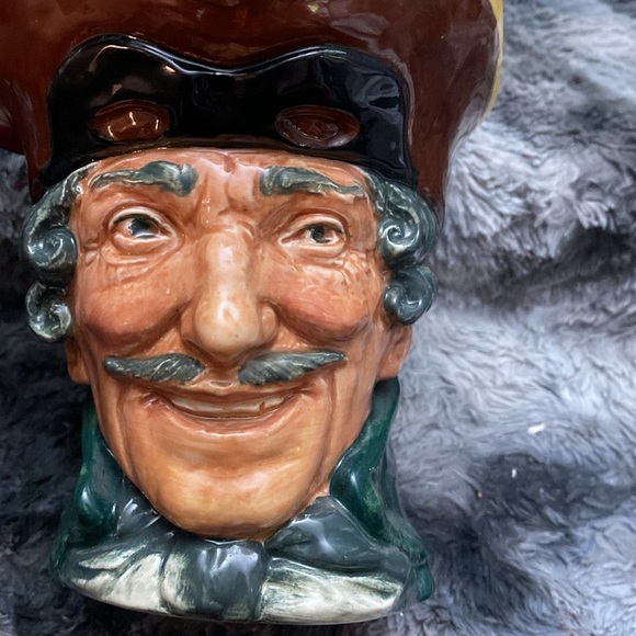 Royal Doulton Vintage Toby Jug - The Vicar of Bray - Picture 13 of 16